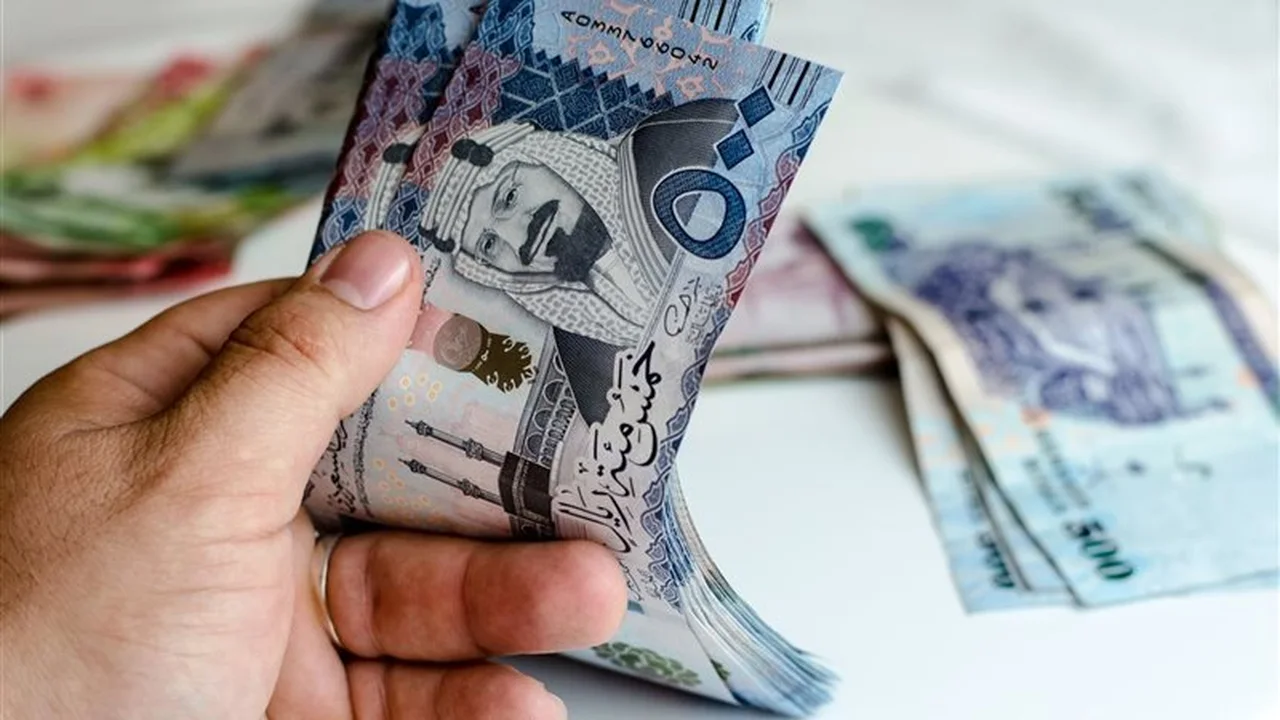 ريال سعودي يتأرجح مقابل الجنيه المصري في أحدث التطورات المالية